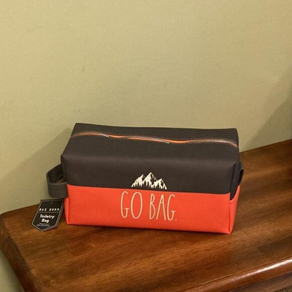 CLOSE OUT Rae Dunn Men's "GO BAG" Toiletry Bag - Picture 3 of 6